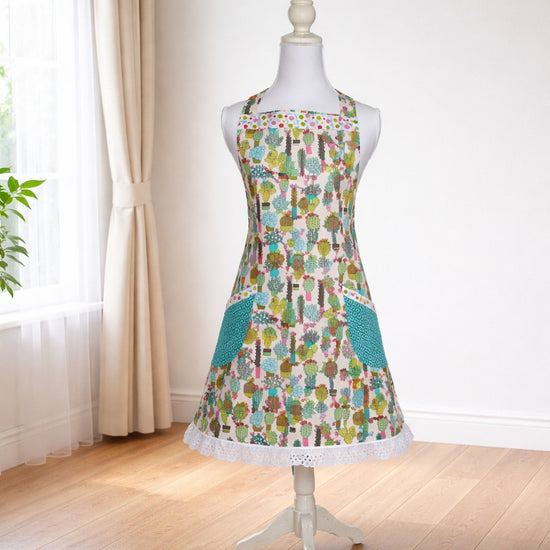 Adult apron with cactus theme